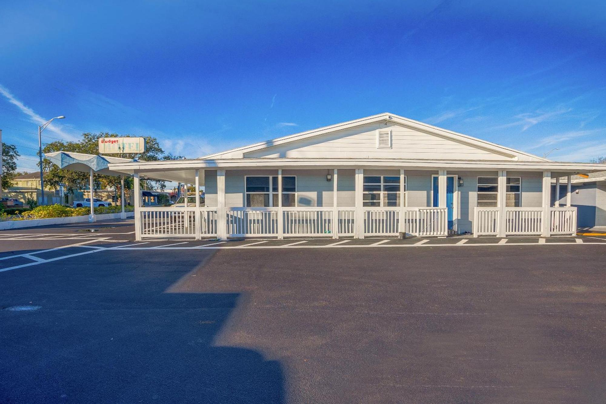 Sunrise Inn By Oyo Titusville Fl المظهر الخارجي الصورة
